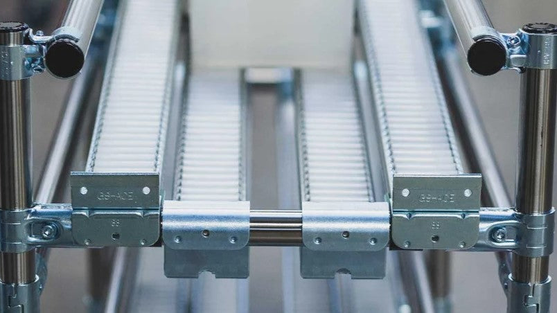 <strong>Holder for roller conveyors</strong>